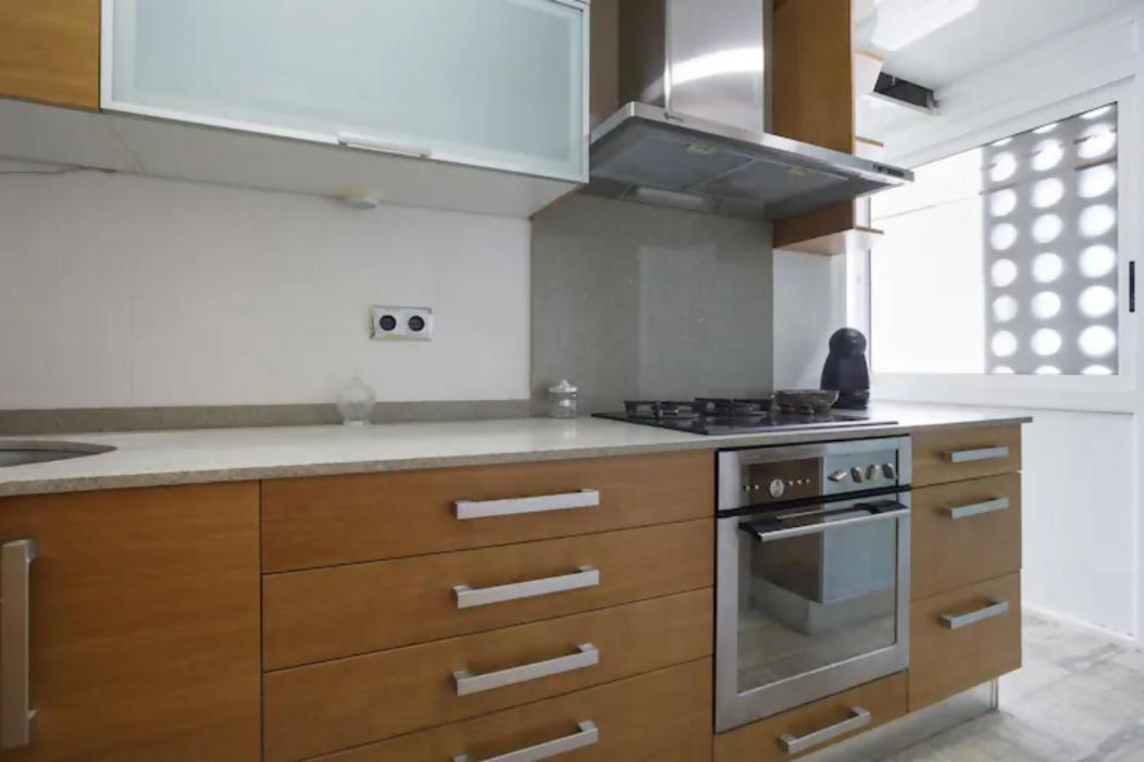 Apartamento Playa Con Piscina Parking Y 2 Habitac 카스테데펠스 외부 사진